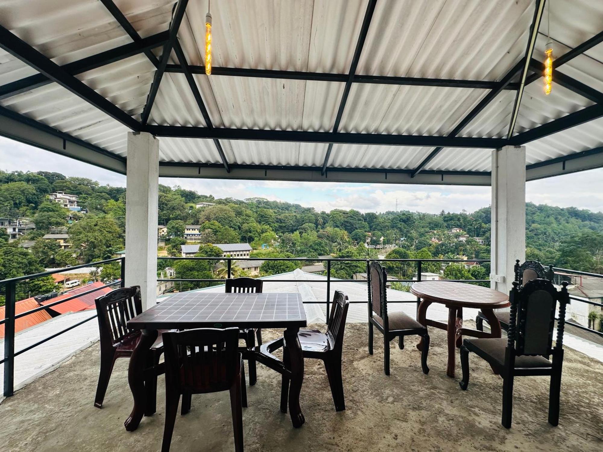 The Sky Tents Kandy Buitenkant foto